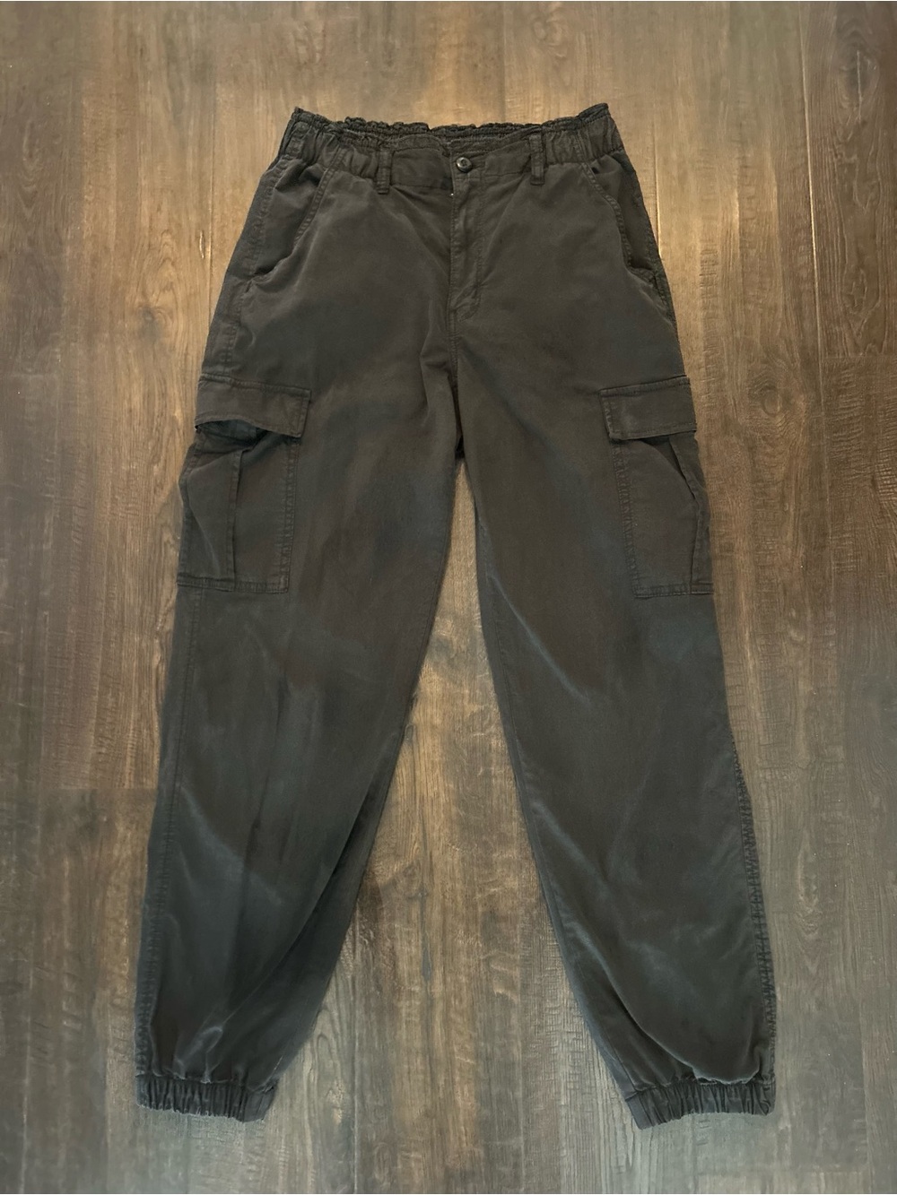 Women’s Cargo Jogger Pants - Black